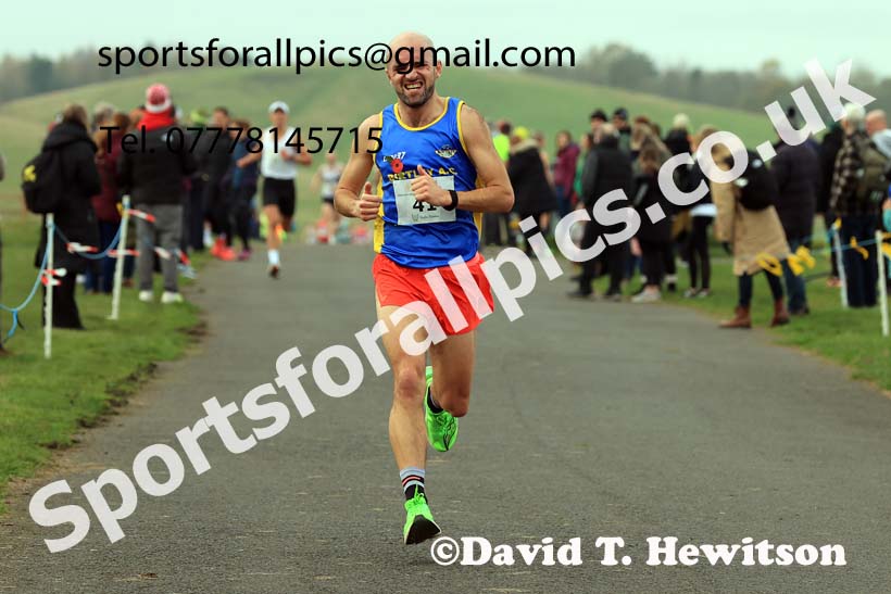 Senior Mens and Womens 2024 Heaton Memorial 10k Road Race, Newcastle Town Moor, Newcastle.   Photo: David T. Hewitson/Sports for All Pics